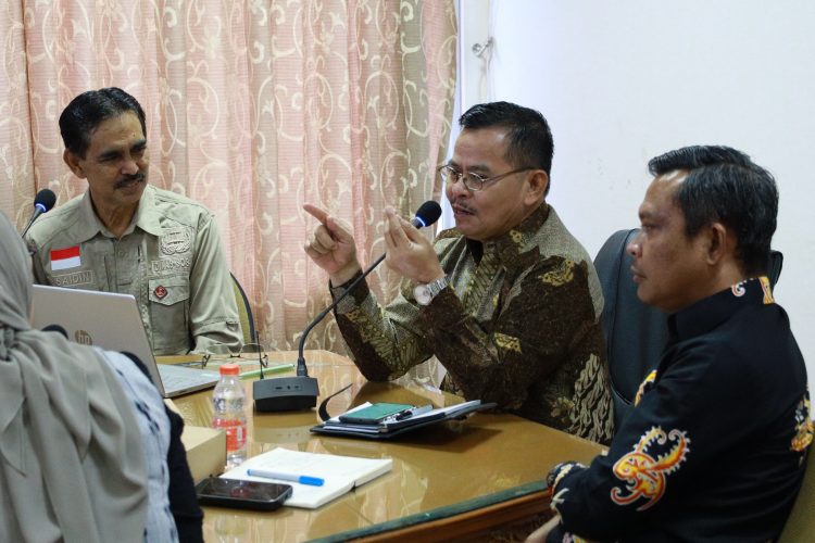 Pimpin Rapat Evaluasi BLT 2025, Sekda PPU Tohar Tekankan Harus Tepat Sasaran