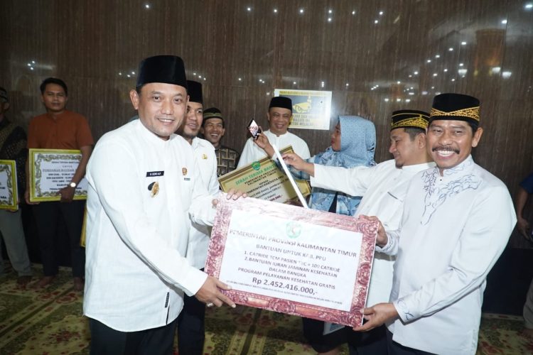 Wabup Abdul Waris Muin Sambut Bantuan Pemprov Kaltim di Safari Ramadan PPU