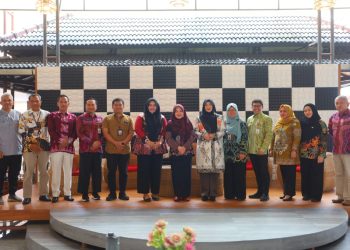 Ketua Dekranasda PPU Tinjau Galeri UMKM Kaltim, Jajaki Penguatan Program Kerajinan Lokal