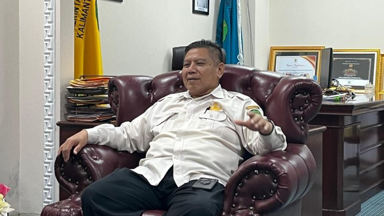 Disdukcapil Kukar Percepat Layanan Door-to-Door, Ribuan Anak Terima Akta Kelahiran dan KIA