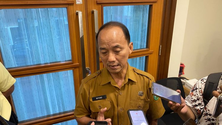 Dinas PU Kukar Tunda Pembongkaran Jembatan Besi Bersejarah Setelah Polemik Publik