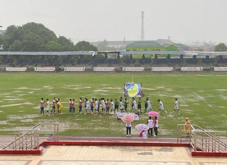 Turnamen Sepak Bola Antar Kecamatan ASKAB Kukar 2025 Resmi Ditutup, Jadi Awal Pembentukan Tim Porprov 2026