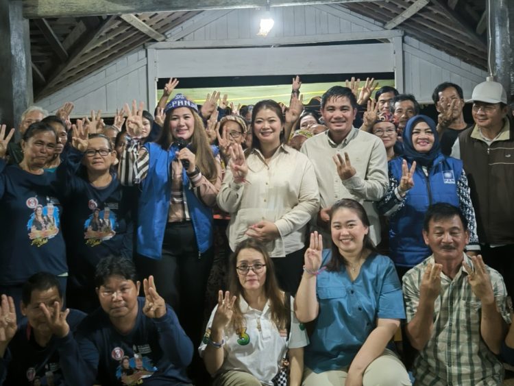 Paslon Nomor 3 Angela-Suhuk Gaungkan Pemerataan Pembangunan di Perbatasan Mahulu