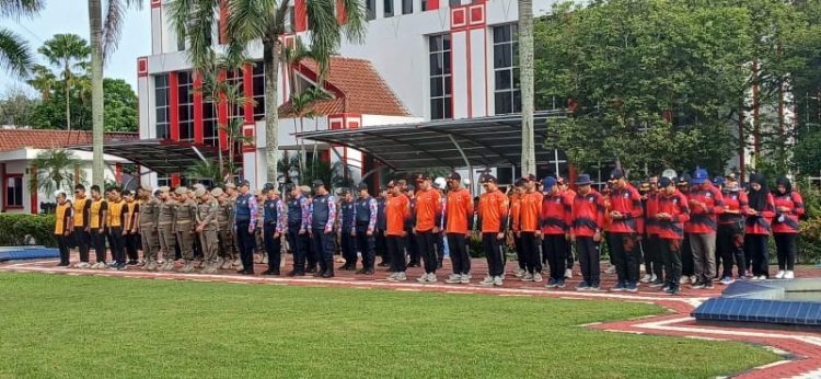 Sekda Kukar Pimpin Apel May Day 2025, Tekankan Harmoni dan Kesejahteraan Buruh untuk Pembangunan Bumi Etam
