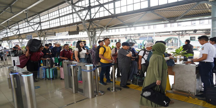 Daop 1 Jakarta Buka Penjualan Tiket Libur Panjang Natal 2025 dan Tahun Baru 2026