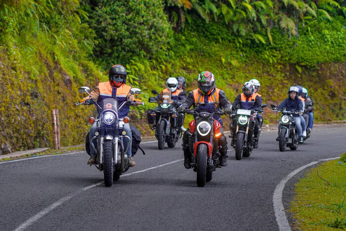 Demam Touring Melanda, Ini Langkah-Langkah Aman di Jalan ala BRI Finance