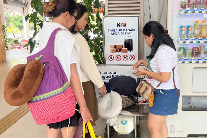 KAI Daop 8 Surabaya Ingatkan Ketentuan Barang Bawaan dan Imbauan Menjaga Keamanan