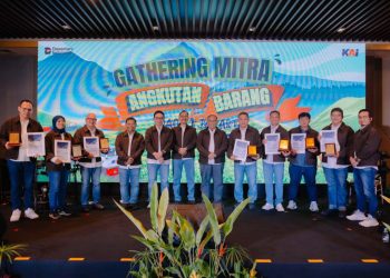 KAI Daop 1 Jakarta Berikan Penghargaan kepada Mitra Angkutan Barang sebagai Apresiasi atas Dukungan Layanan Logistik Nasional