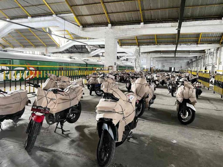 7.600 Sepeda Motor Dikirimkan Selama Momen Natal dan Tahun baru 2025/2026