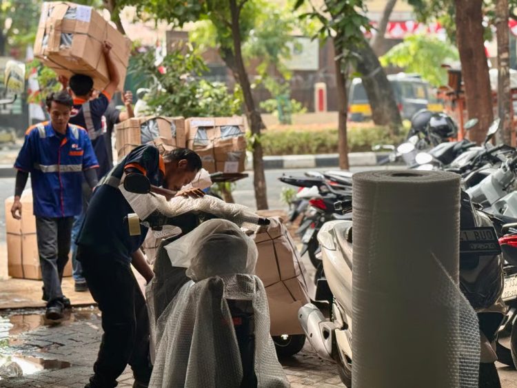 KAI Logistik Pastikan Kesiapan Layanan Hadapi Angkutan Natal dan Tahun Baru 2025/2026