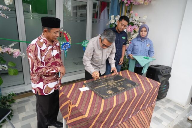 Bupati Kutai Timur Resmikan Kantor Koperasi Permata Jaya, Perkuat Fondasi Ekonomi Desa Karangan