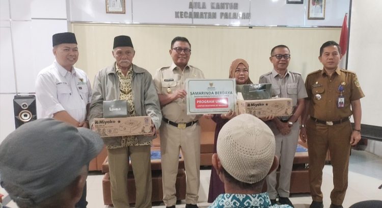 BAZNAS Samarinda Salurkan 75 Paket Sembako dan Bantuan UMKM di Palaran pada Ramadan 1447 H
