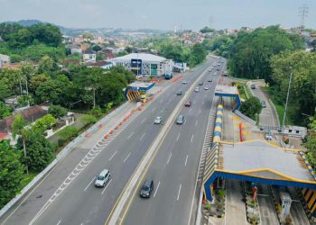 One Way Lokal di Tol Semarang Masih Berlaku, Lalu Lintas Lancar dan Terkendali