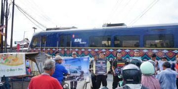 Frontliner BRI Krekot Kenakan Busana Nasional di Hari Kartini