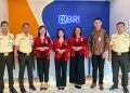 Peringati Hari Kartini, Pekerja BRI Branch Office Kelapa Gading Kenakan Busana Nasional Saat Layani Nasabah