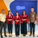 Peringati Hari Kartini, Pekerja BRI Branch Office Kelapa Gading Kenakan Busana Nasional Saat Layani Nasabah