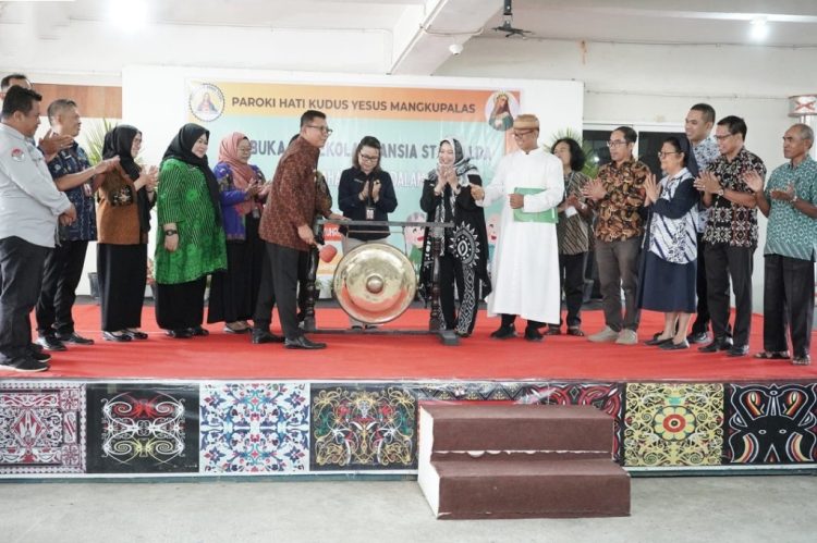 Pemkot Samarinda Resmikan Sekolah Lansia St. Matilda di Loa Janan Ilir, Dorong Terwujudnya Lansia SMART