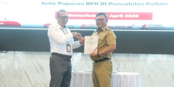 Wawali Samarinda Saksikan Penyerahan LHP Bantuan Parpol, Perkuat Transparansi Keuangan