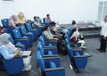 Wali Kota Andi Harun Berbagi Pemahaman Hukum Administrasi Pemerintahan kepada Mahasiswa UMKT
