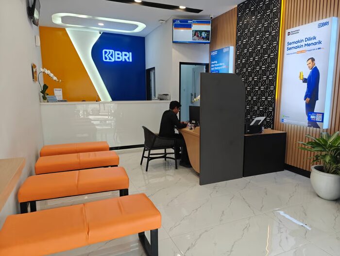 BRI KK ITC Cempaka Mas Hadir Layani Pengunjung Mall dan Nasabah Umum Melalui Weekend Banking