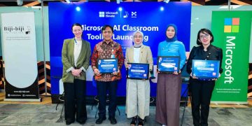“Biji-biji Initiative” dan “Mereka” Perkuat Literasi AI Sekolah Microsoft Toolkit