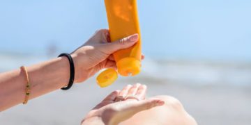 Mengapa Sunscreen Bayi Perlu Perlindungan UVA dan UVB?
