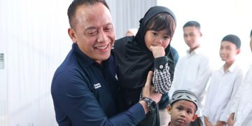 YBM BRI RO Jakarta 1 Bekali Awardee Bright Scholarship Pelatihan Water Rescue