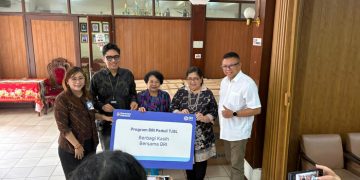 BRI Region 6 Salurkan 300 Paket Sembako Melalui Program CSR untuk Jemaat GPIB EKLESIA