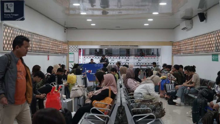 KAI Logistik Tingkatkan Daya Saing KA Kontainer, Perkuat Logistik Berkelanjutan