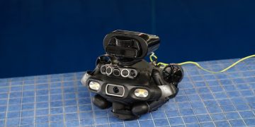 Underwater Drone FIFISH E-Master untuk Inspeksi Visual Bawah Air