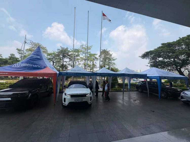 BRI Finance Perluas Akses Pembiayaan Mobil Baru di Consumer Expo Summarecon Bekasi