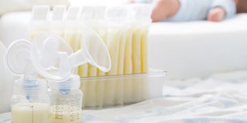 Tak Sekadar ASI Pertama, Ini Alasan Kolostrum Dijuluki Liquid Gold