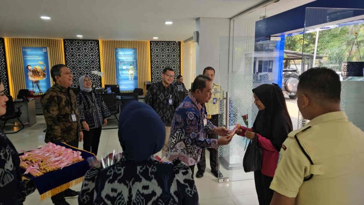 BRI BO Cempaka Mas Sambut Nasabah dengan Hangat dan Penuh Kekeluargaan