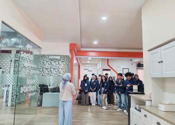 FIKOM UNASMAN Perkuat Kompetensi Mahasiswa Melalui Studi Banding Telkom AI Center