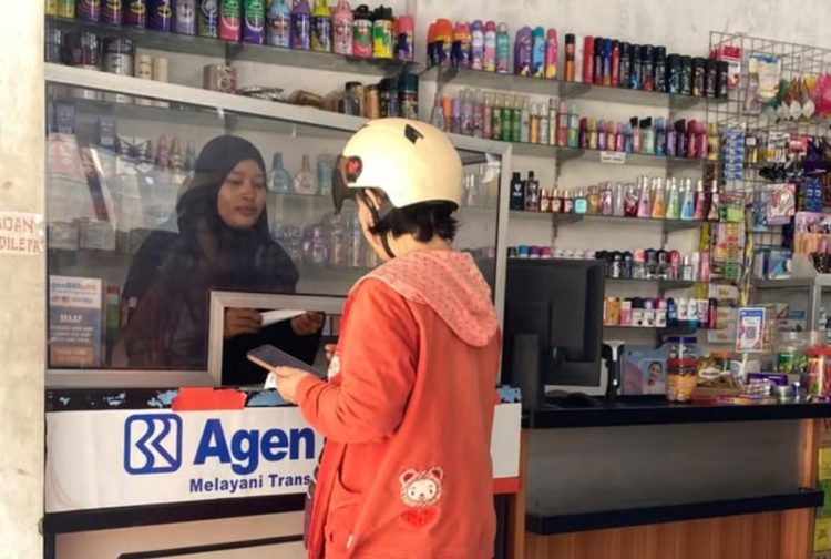 KAI Logistik Rampungkan Pengiriman 8 Unit KRL dari Banyuwangi ke Kalimas